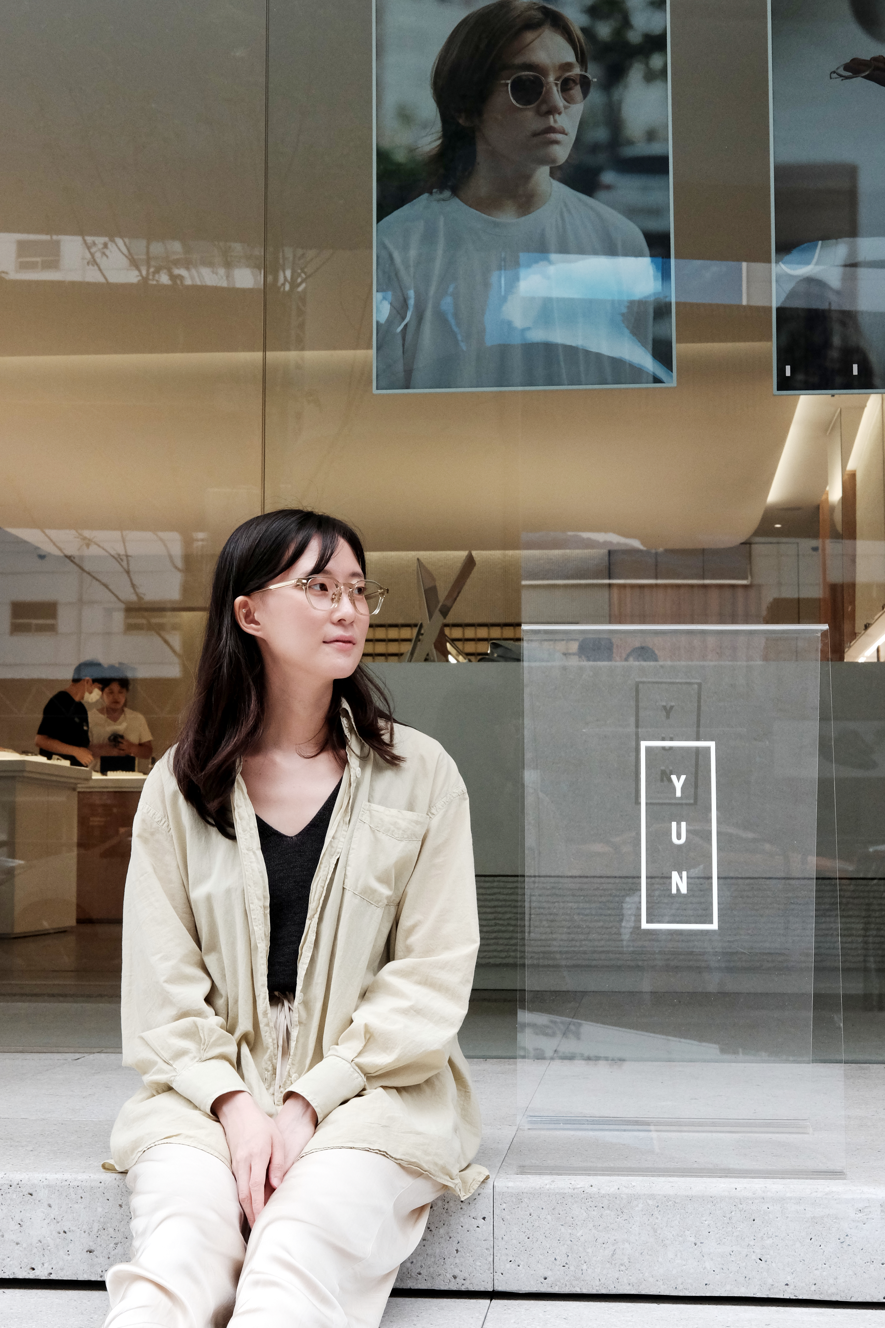 베를린에서 서울까지 아이웨어 브랜드 ‘윤YUN’이 확장한 안경의 경험
