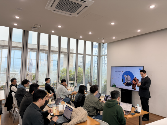 코스포-세일즈포스, ‘스타트업 스케일업 세미나’ 성료…매출 예측 위한 AI CRM 전략 제시